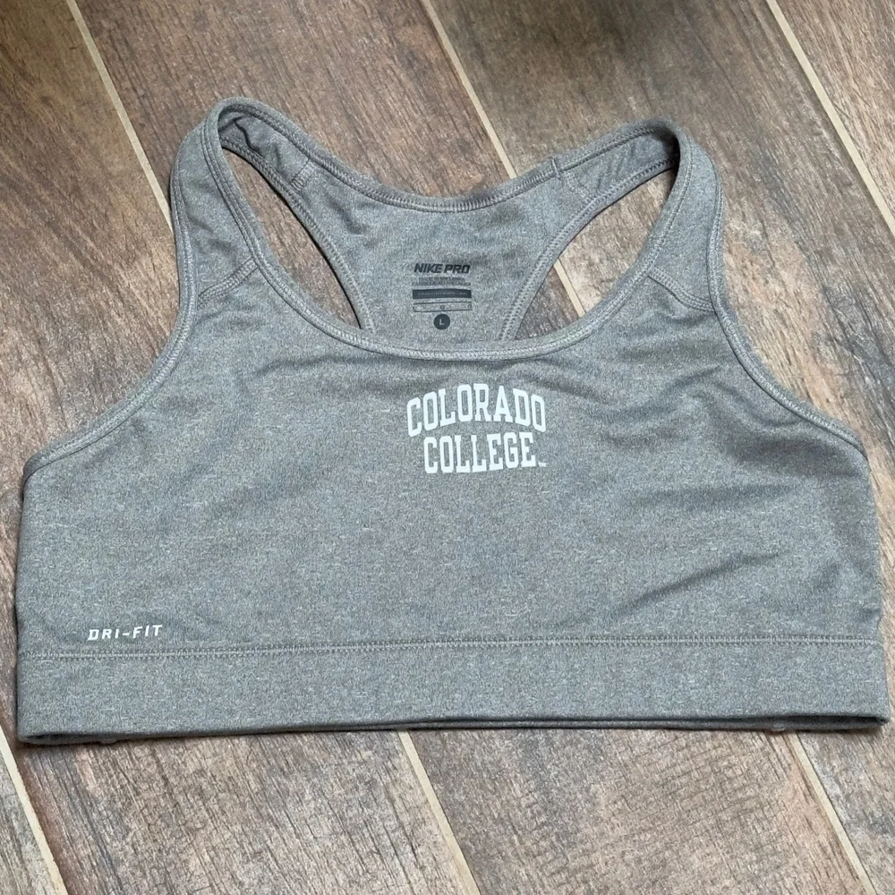 NIKE PRO Swoosh Bra Womens L Colorado College CC Sports Dri-Fit Compression Alum